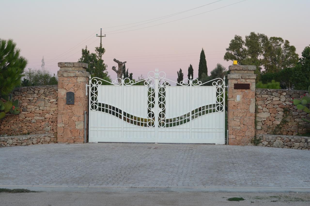 Tenuta Espada Luxury Residence Галиполи Екстериор снимка